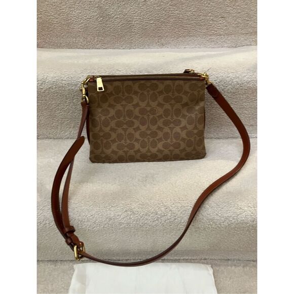Coach Signature Brown and Red Handbag - Picture 5 of 12